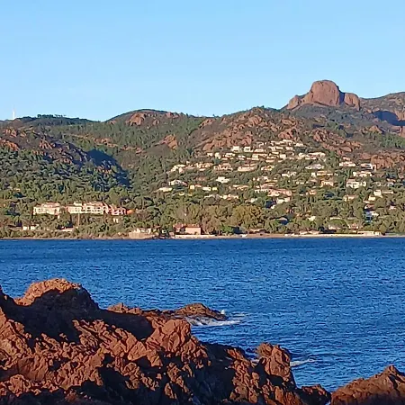 Vacation With Exceptional Sea Views In St Raphael Saint-Raphaël