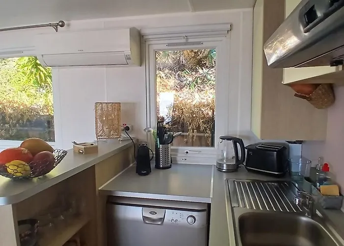 Vacation With Exceptional Sea Views In St Raphael Semesterbostad